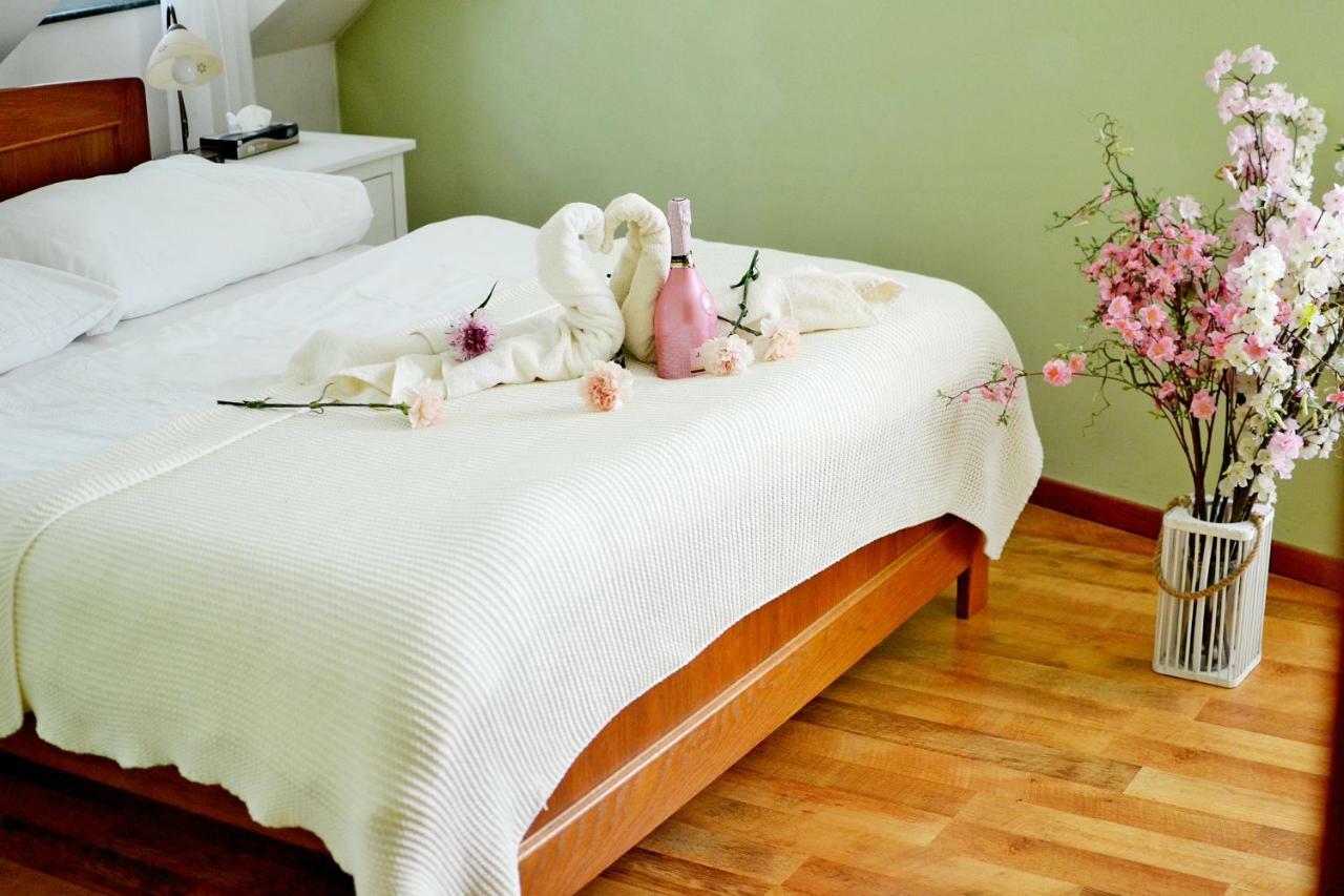 Penzion Daniela Rajecke Teplice Ngoại thất bức ảnh